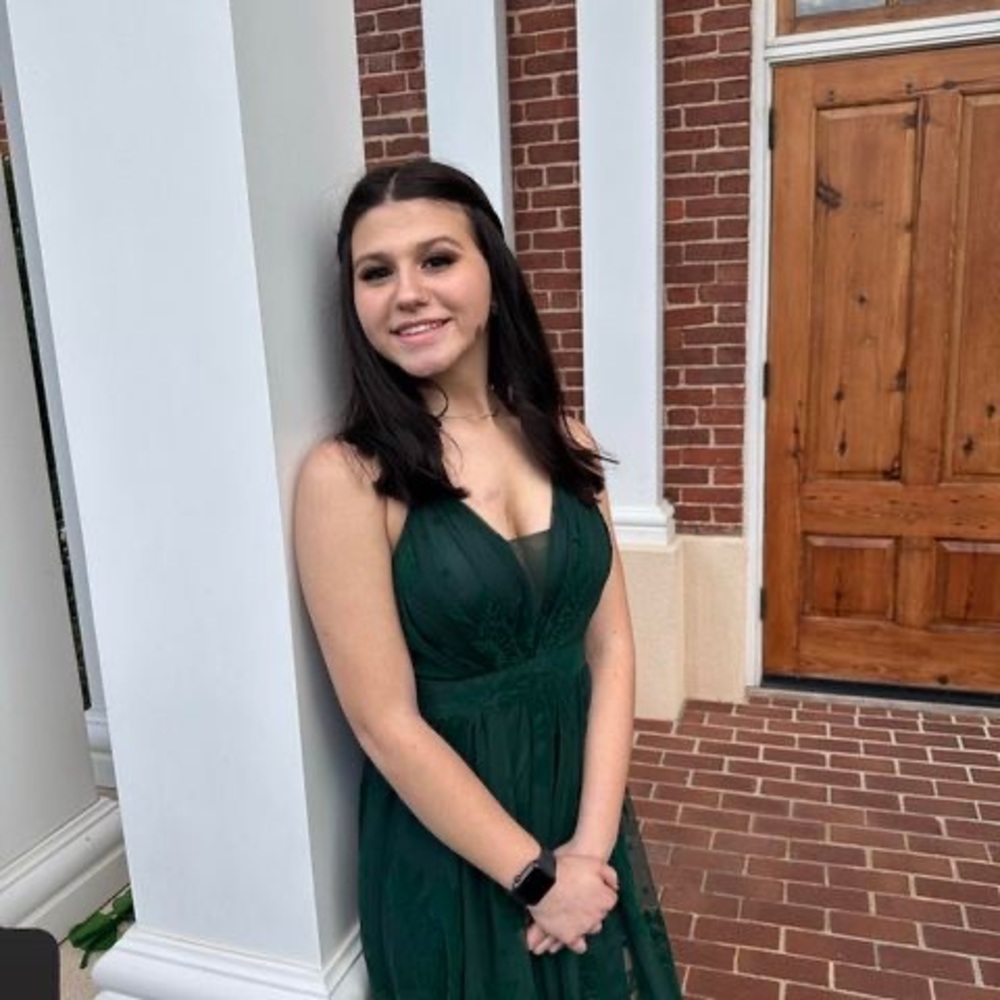 Meet your Posher, Michele